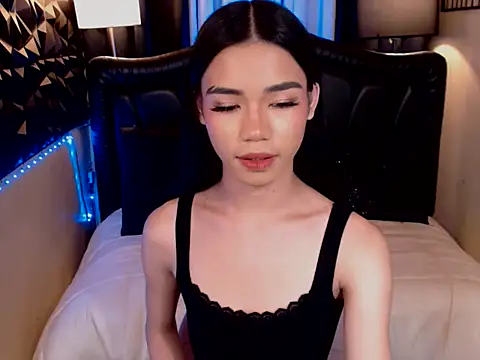 Snapshot of ItsurGirlMiana chatting on 03-04-26, 04:07 ItsurGirlMiana online show from 03-04-26, 04:07