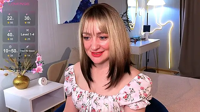 Oliiviaa  online show from 02-18-26, 08:21