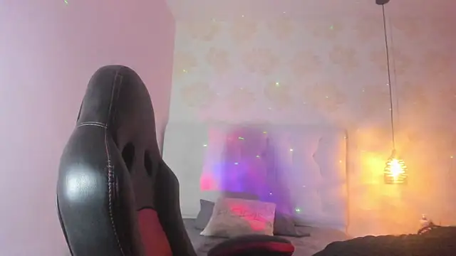 BONNIE CH1 online show from 02-05-26, 12:43