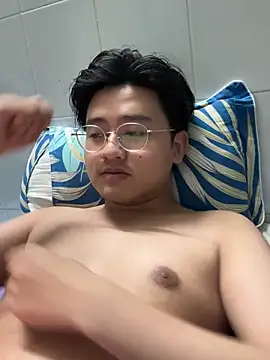 Kami Kazo online show from 05-05-26, 04:59