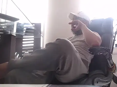 seriohetero19 online show from 02-12-26, 06:03