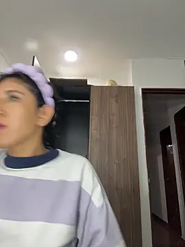 Violet rousse7 online show from 02-18-26, 01:12