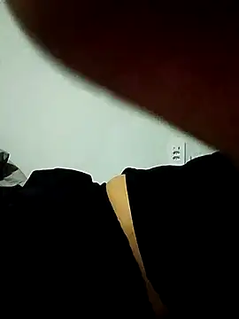 dilduarte26 online show from 04-24-26, 11:18