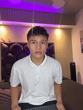 Dominik Souza online show from 04-23-26, 08:11