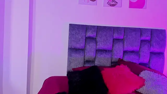 Isabella Moon9 online show from 02-07-26, 11:36