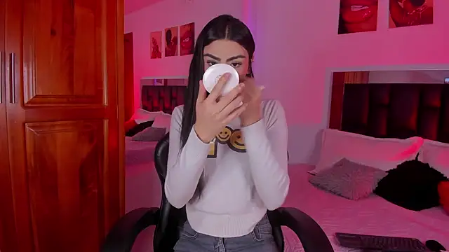 Isabella Moon9 online show from 02-13-26, 12:12