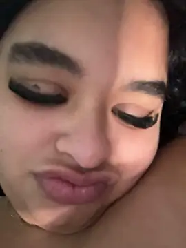 Aloyenita online show from 02-10-26, 01:59