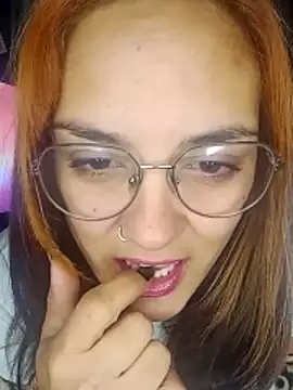 Snapshot of kuramaqueen chatting on 06-10-26, 03:50 kuramaqueen online show from 06-10-26, 03:50