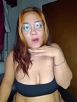 Snapshot of kuramaqueen chatting on 07-19-26, 06:06 kuramaqueen online show from 07-19-26, 06:06