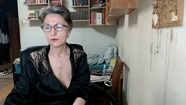 katemodel online show from 09-13-25, 06:46