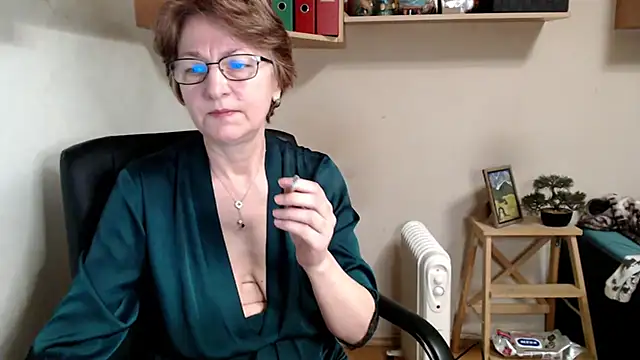 katemodel online show from 02-02-26, 07:51