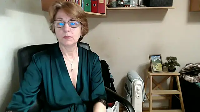 katemodel online show from 03-27-26, 08:26