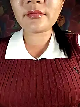 Reina Fcup01 online show from 02-18-26, 02:24