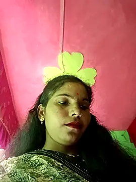 Snapshot of Riyakumari_hot66 chatting on 02-20-26, 06:48 Riyakumari hot66 online show from 02-20-26, 06:48