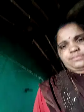 Snapshot of Babli_sharma chatting on 05-13-26, 02:53 Babli sharma online show from 05-13-26, 02:53