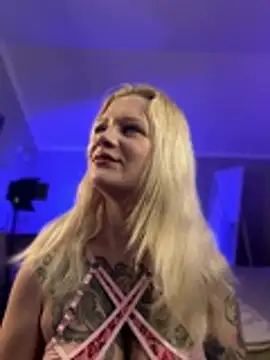 Snapshot of BlondeDoll_ chatting on 02-21-26, 05:19 BlondeDoll online show from 02-21-26, 05:19