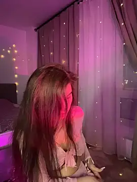 Snapshot of Anna_Elfii chatting on 06-03-26, 08:03 Anna Elfii online show from 06-03-26, 08:03