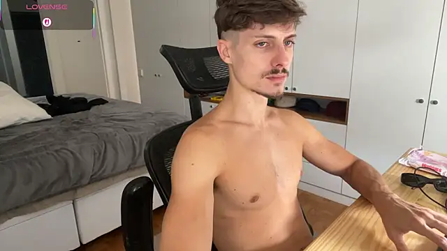 vitoraugustoxxx online show from 02-02-26, 06:39