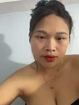 Snapshot of Emxinhka1 chatting on 06-21-26, 05:32 Emxinhka1 online show from 06-21-26, 05:32