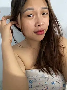 Snapshot of Emxinhka1 chatting on 07-14-26, 10:32 Emxinhka1 online show from 07-14-26, 10:32