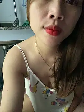 Snapshot of Emxinhka1 chatting on 07-21-26, 03:36 Emxinhka1 online show from 07-21-26, 03:36