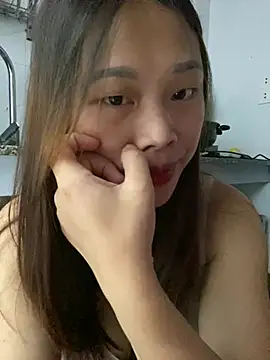 Snapshot of Emxinhka1 chatting on 07-22-26, 05:21 Emxinhka1 online show from 07-22-26, 05:21