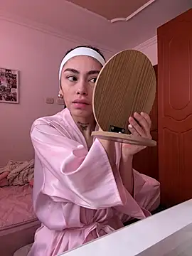 Bonny Eva online show from 04-26-26, 03:32