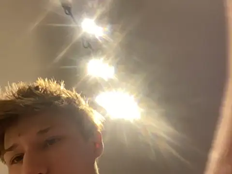 yourwhiteboy1 online show from 03-09-26, 07:51