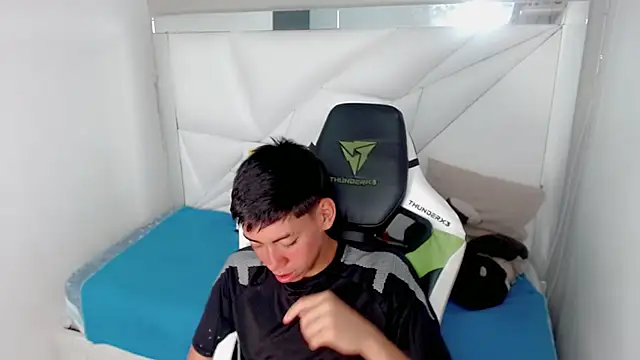 Liarr  online show from 02-09-26, 07:51