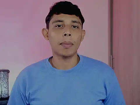 Snapshot of nilo2021 chatting on 03-25-26, 01:06 nilo2021 online show from 03-25-26, 01:06