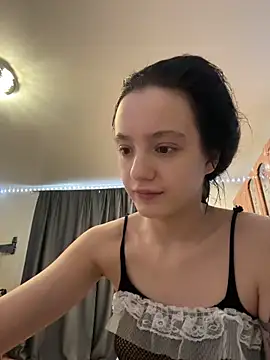 MiaTee online show from 02-11-26, 04:50