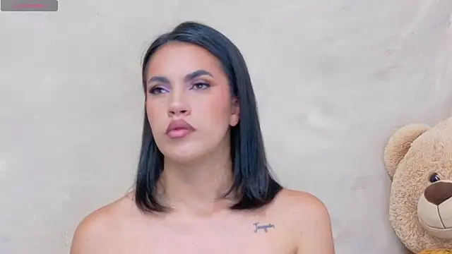 AndiVasquez online show from 04-27-26, 10:57