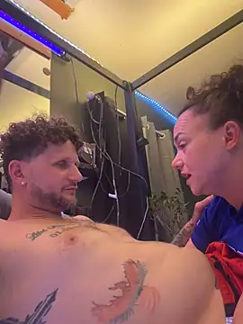 Snapshot of mileslongdeep chatting on 03-26-26, 06:52 mileslongdeep online show from 03-26-26, 06:52