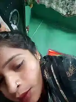 Snapshot of bhavna_pandit chatting on 03-15-26, 04:35 bhavna pandit online show from 03-15-26, 04:35