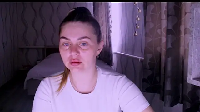 MagicKatarina  online show from 04-01-26, 06:03