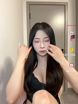liubaobao666 online show from 05-06-26, 02:44