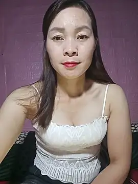 Snapshot of Weygt_thest chatting on 05-19-26, 03:29 Weygt thest online show from 05-19-26, 03:29