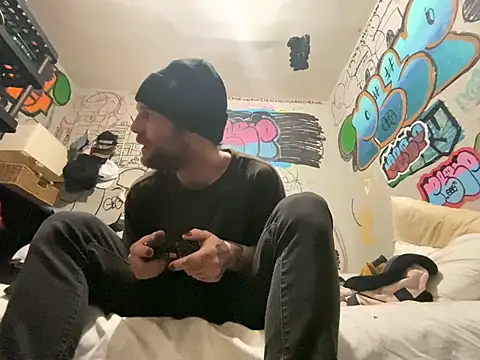 Snapshot of gothboiplzty chatting on 02-28-26, 12:44 gothboiplzty online show from 02-28-26, 12:44