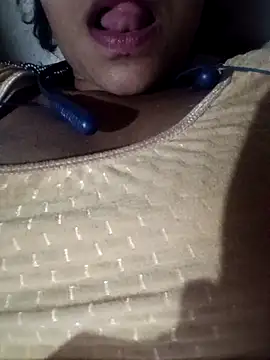 Snapshot of Lovely_sima chatting on 03-03-26, 06:25 Lovely sima online show from 03-03-26, 06:25