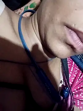 Snapshot of Lovely_sima chatting on 03-12-26, 06:47 Lovely sima online show from 03-12-26, 06:47