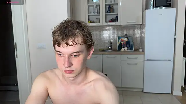 Snapshot of Friday_gay_dude chatting on 07-19-26, 06:55 Friday gay dude online show from 07-19-26, 06:55