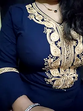 PARI51 online show from 03-08-26, 08:56