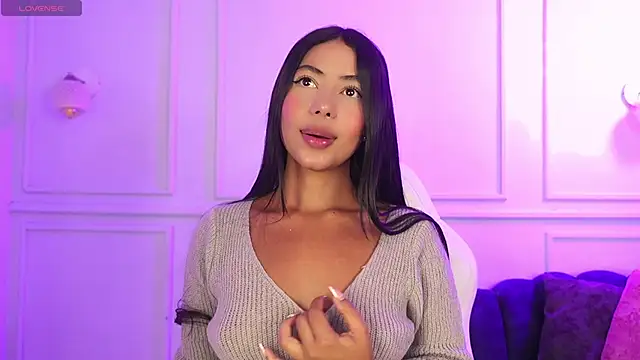 Lia Velez  online show from 04-16-26, 03:40