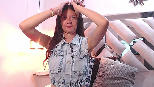 sofy bonnet online show from 03-05-26, 11:50