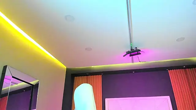 MiaTorres4 online show from 04-24-26, 12:40