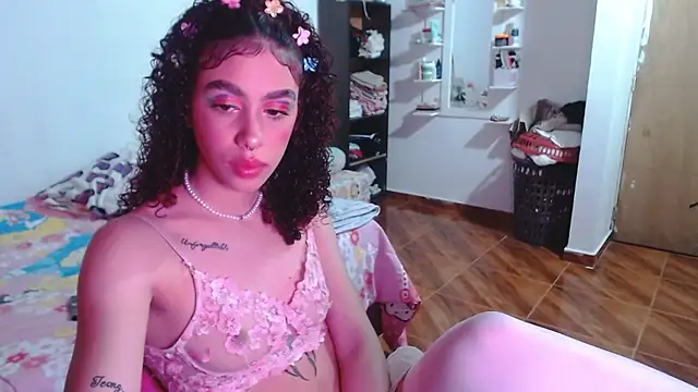  Shanell online show from 04-25-26, 09:23