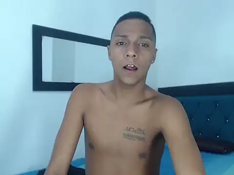 hotboyluxe online show from 04-21-26, 03:57