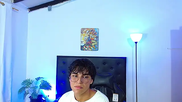 Maecum18 online show from 02-03-26, 08:58