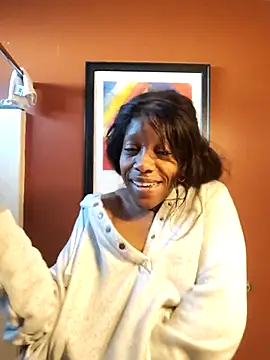 NatalieGainer goodies online show from 04-20-26, 02:53