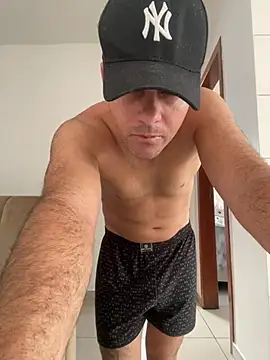 Snapshot of Steves24 chatting on 03-02-26, 12:45 Steves24 online show from 03-02-26, 12:45